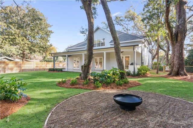 122 Red Bird Lane, St. Simons Island, GA 31522