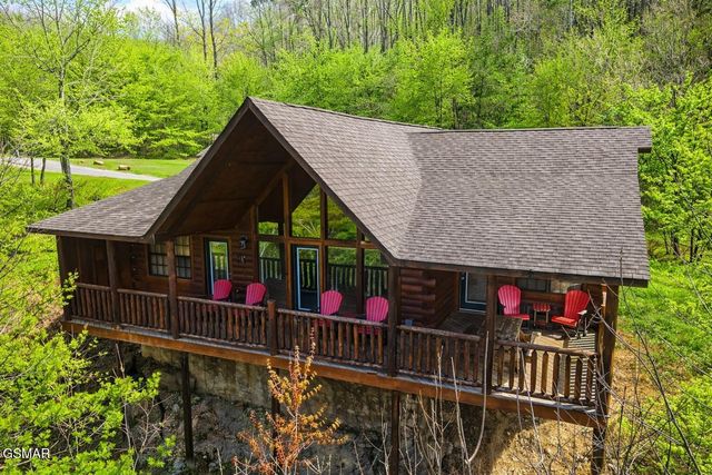 1503 Turkey Trot Way, Sevierville, TN 37876