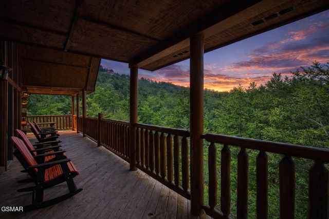 1503 Turkey Trot Way, Sevierville, TN 37876