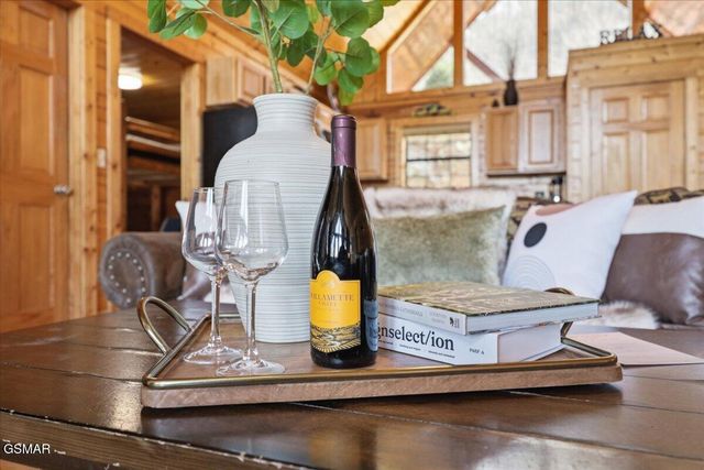 1503 Turkey Trot Way, Sevierville, TN 37876