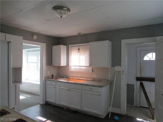 13208 Maplerow Avenue, Garfield Heights, OH 44105