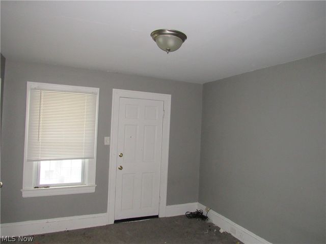 13208 Maplerow Avenue, Garfield Heights, OH 44105