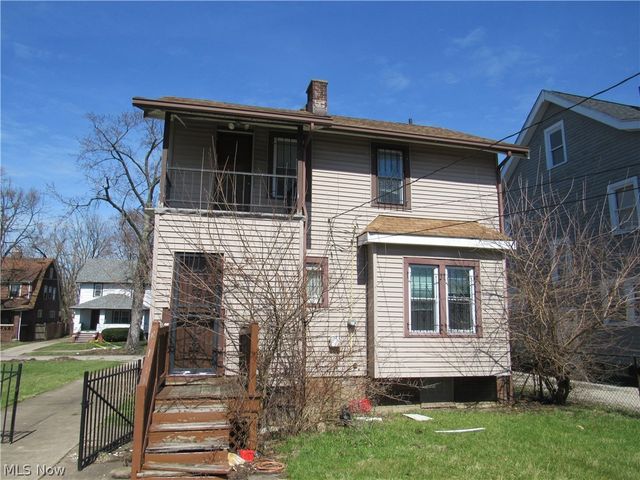 13208 Maplerow Avenue, Garfield Heights, OH 44105