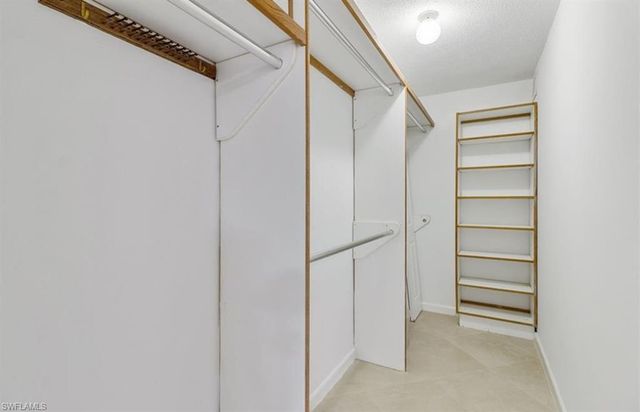 233 Palm DR 233-1, Naples, FL 34112