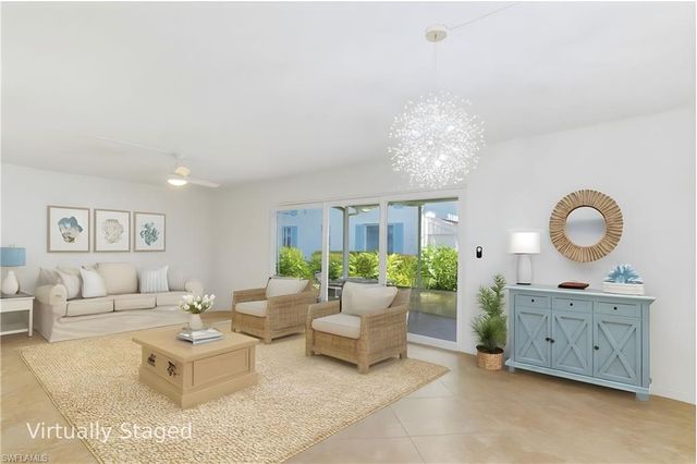 233 Palm DR 233-1, Naples, FL 34112