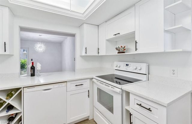 233 Palm DR 233-1, Naples, FL 34112