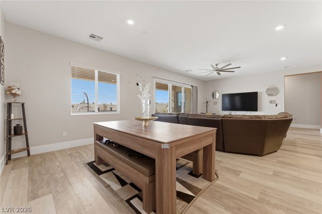 5241 Brayden Court, Las Vegas, NV 89131