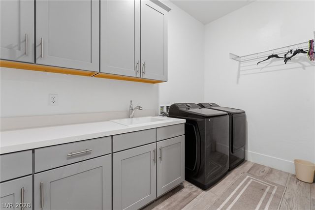 5241 Brayden Court, Las Vegas, NV 89131