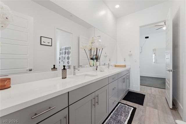 5241 Brayden Court, Las Vegas, NV 89131