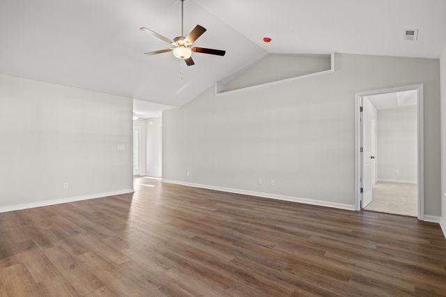 940 Woodside Dr., Conway, SC 29526