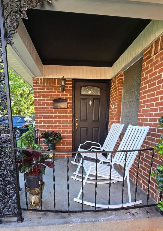 1415 Gillette Street, Dallas, TX 75217