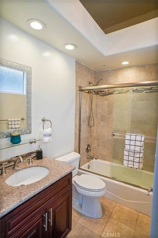 1819 Holmby Avenue 104, Los Angeles, CA 90025