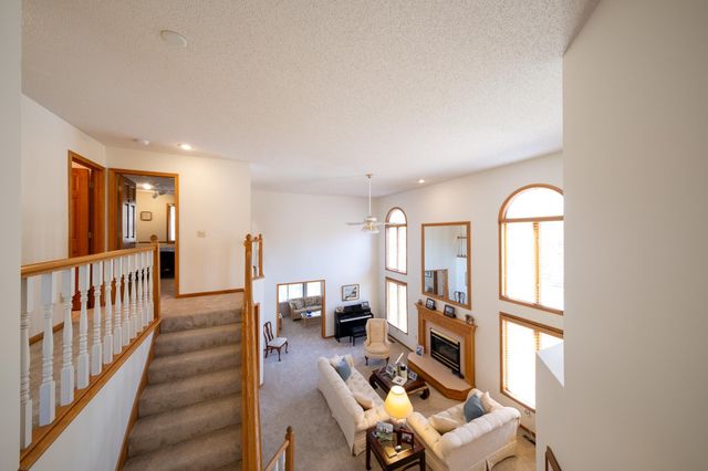 13274 Huntington Drive, Apple Valley, MN 55124
