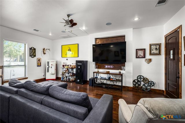 5723 Copper Forest, New Braunfels, TX 78132