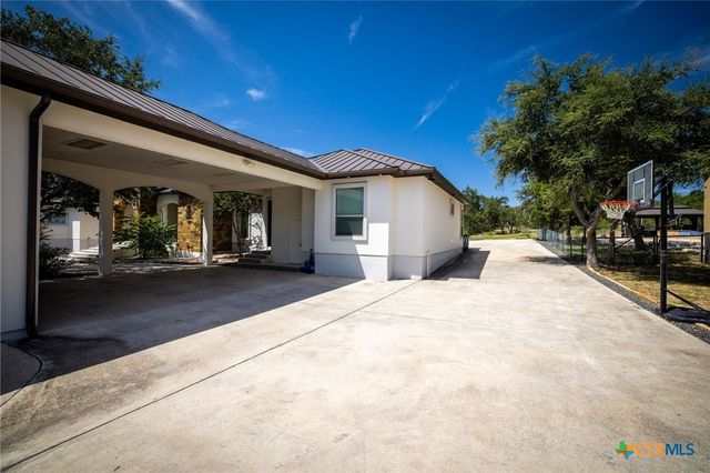 5723 Copper Forest, New Braunfels, TX 78132