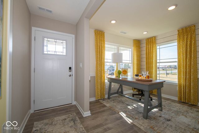 6817 Levant Lane, Indianapolis, IN 46221