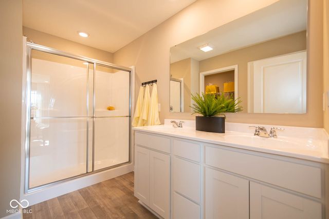 6817 Levant Lane, Indianapolis, IN 46221