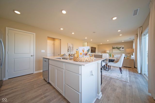 6817 Levant Lane, Indianapolis, IN 46221