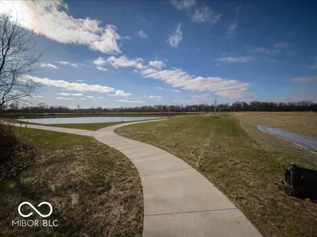 6817 Levant Lane, Indianapolis, IN 46221