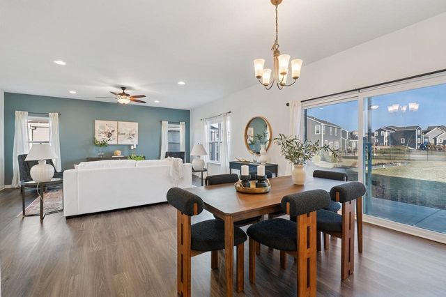 W139N6328 Bridal Wreath LANE, Menomonee Falls, WI 53051