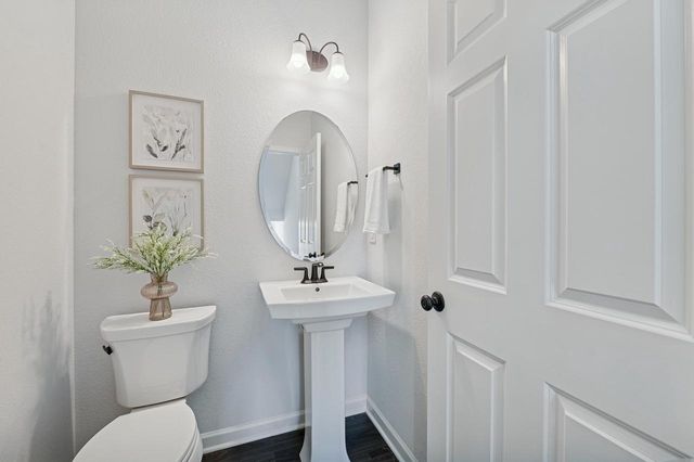 W139N6328 Bridal Wreath LANE, Menomonee Falls, WI 53051