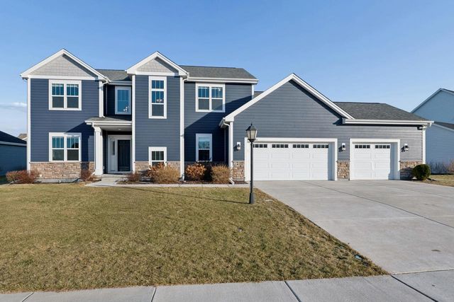 W139N6328 Bridal Wreath LANE, Menomonee Falls, WI 53051