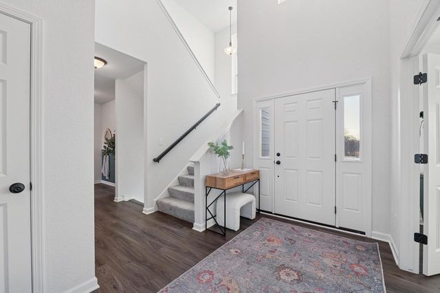 W139N6328 Bridal Wreath LANE, Menomonee Falls, WI 53051