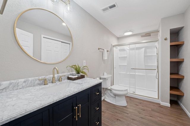 W139N6328 Bridal Wreath LANE, Menomonee Falls, WI 53051