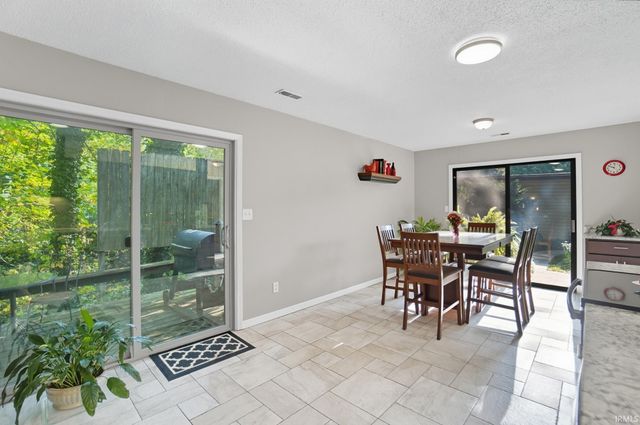 5030 Stellhorn Road, Fort Wayne, IN 46815