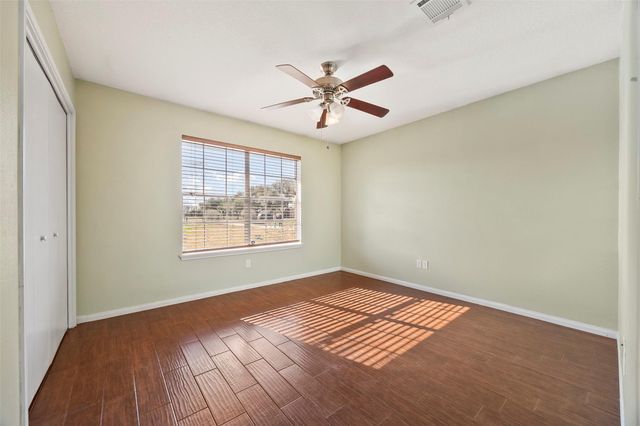 239 County Road 402, Danbury, TX 77534