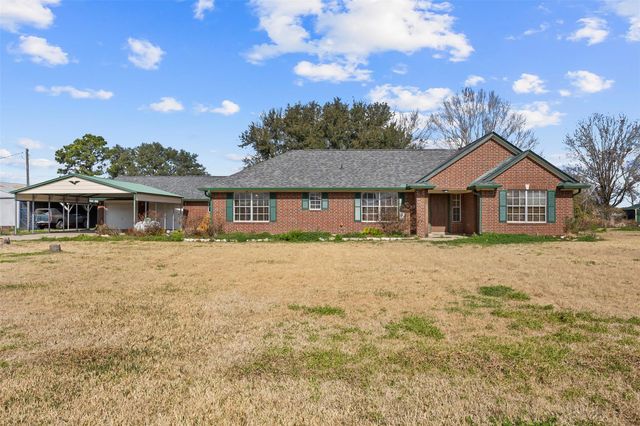 239 County Road 402, Danbury, TX 77534