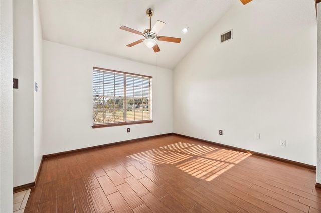 239 County Road 402, Danbury, TX 77534