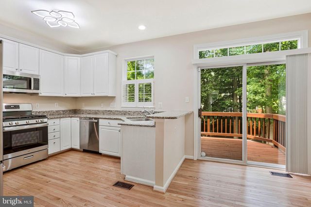 4112 FLOWER BOX CT, Fairfax, VA 22030
