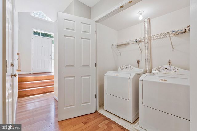 4112 FLOWER BOX CT, Fairfax, VA 22030