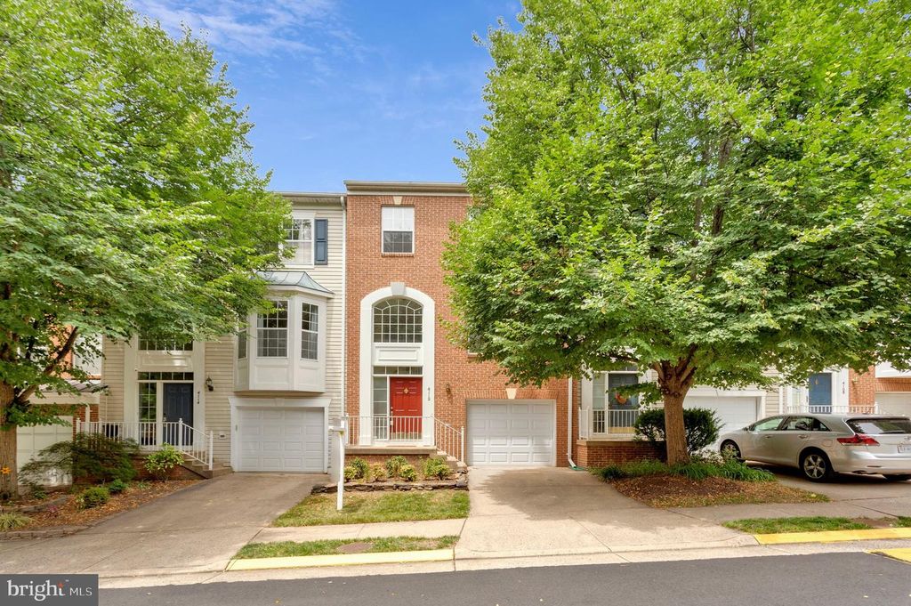 4112 FLOWER BOX CT, Fairfax, VA 22030