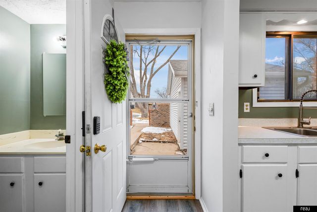 7603 S 88th Street, La Vista, NE 68128