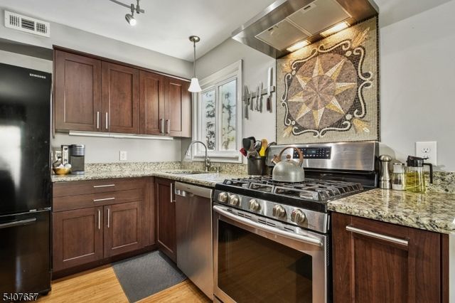 155 Netherwood Ave, North Plainfield Boro, NJ 07062