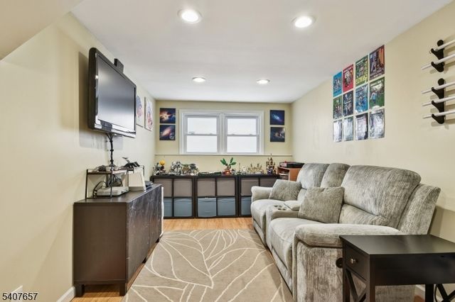 155 Netherwood Ave, North Plainfield Boro, NJ 07062