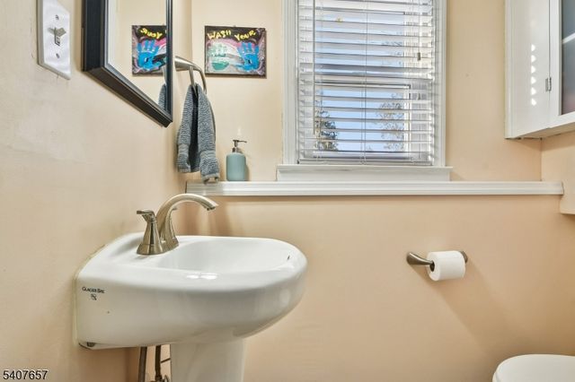 155 Netherwood Ave, North Plainfield Boro, NJ 07062