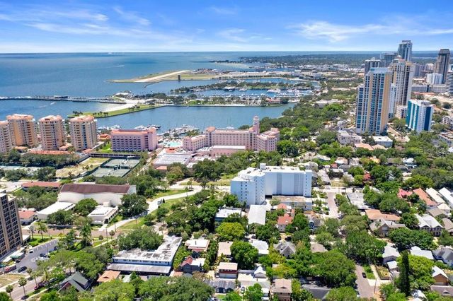 2120 1ST STREET N, St Petersburg, FL 33704