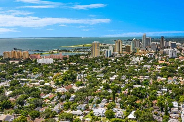 2120 1ST STREET N, St Petersburg, FL 33704