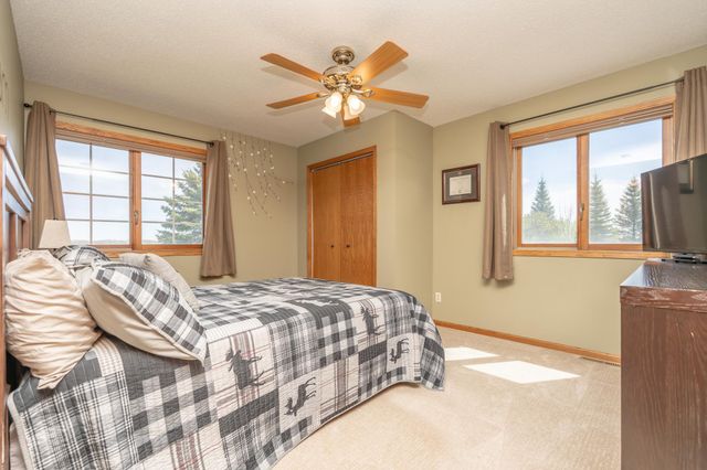 7195 County Road 10 E, Chaska, MN 55318