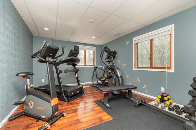 7195 County Road 10 E, Chaska, MN 55318