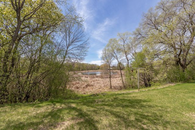 7195 County Road 10 E, Chaska, MN 55318