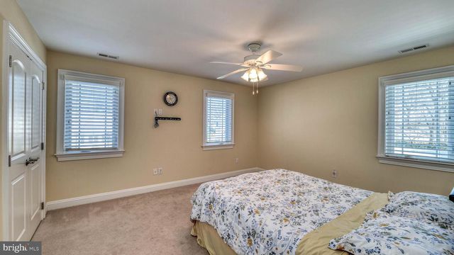 325 MURPHYS WAY, Linwood, NJ 08221