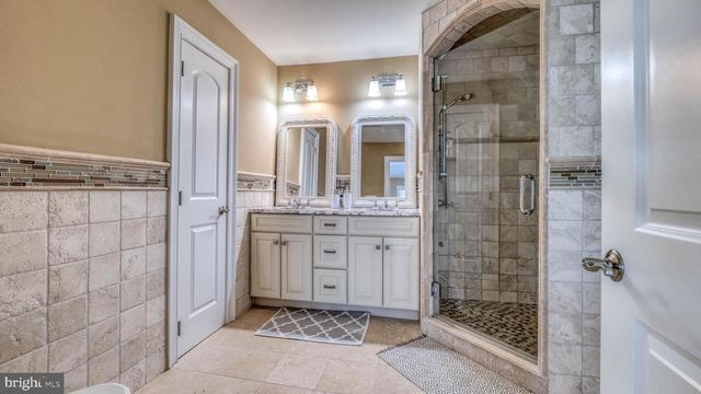 325 MURPHYS WAY, Linwood, NJ 08221