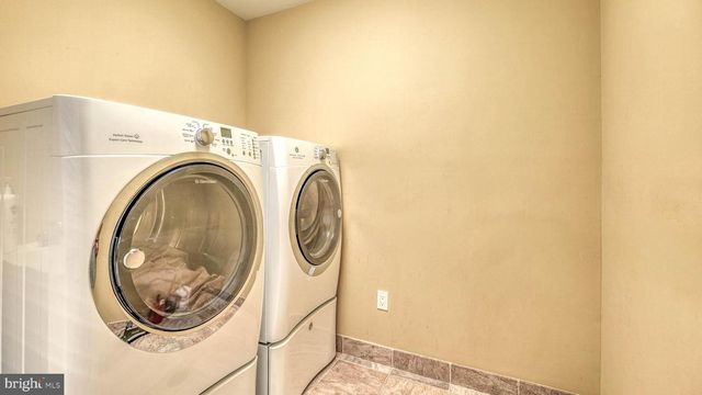 325 MURPHYS WAY, Linwood, NJ 08221