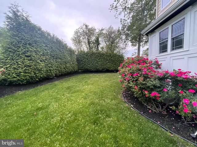 325 MURPHYS WAY, Linwood, NJ 08221