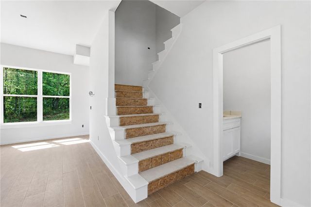1 McDole Circle, Bella Vista, AR 72715