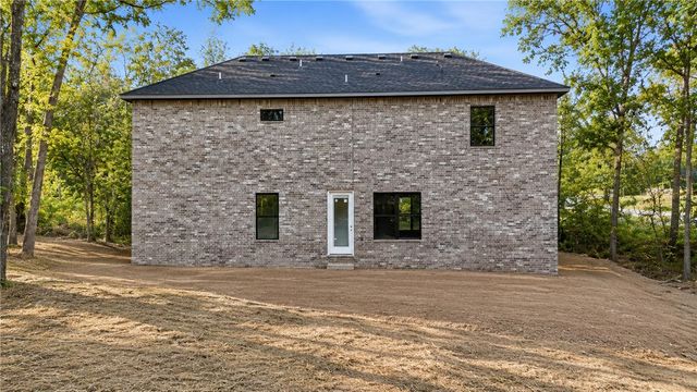 1 McDole Circle, Bella Vista, AR 72715